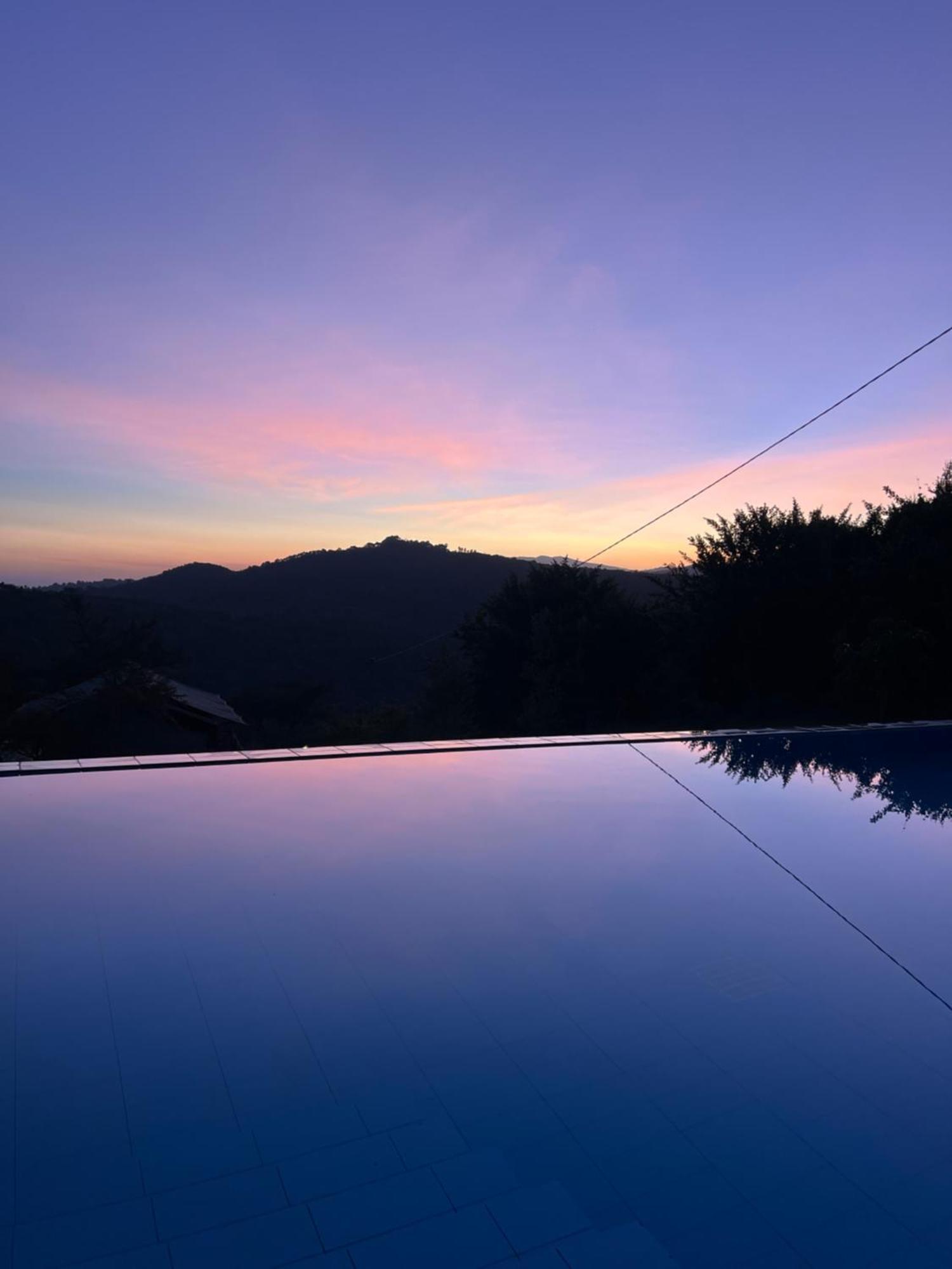 Lodge Pembeni Rhotia